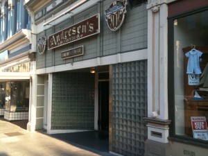Andresen's Tavern in Petaluma